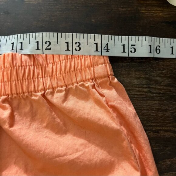 Aritzia Sunday Best Eva 5" Short In Sunny Apricot Size Medium Mid-rise pull-on - Picture 7 of 11